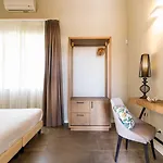 Kepos Etna Relais & Exclusive فندق سانتا فينيرينا